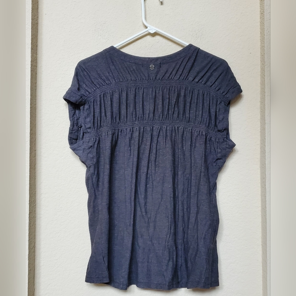Prana Smocked Shoulders Top.  Size Large - Picture 3 of 6